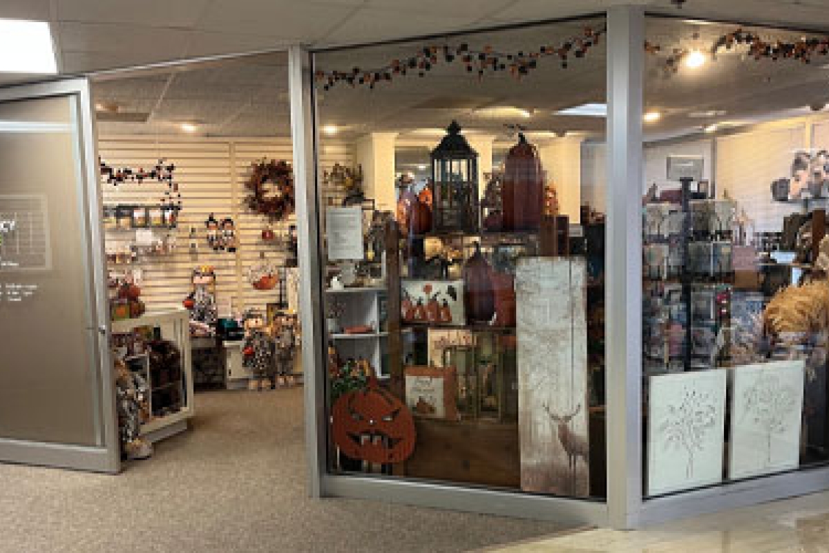 MercyOne Dyersville Auxiliary Gift Shop